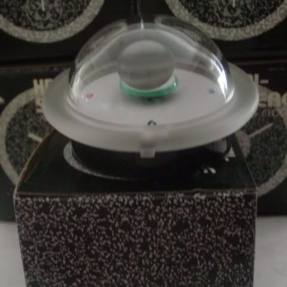 Vintage Hemisphere Round Dome Clock New - Picture 7 of 7